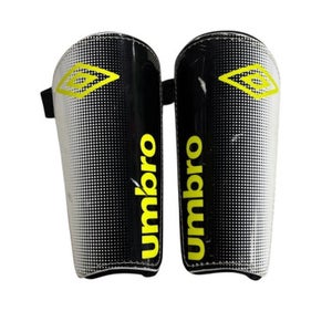 Used Umbro Soccer Shin Guards Youth Black LG 11406-S000106863