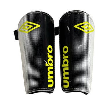 Used Umbro Soccer Shin Guards Youth Black LG 11406-S000106863