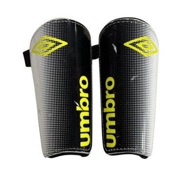 Used Umbro Soccer Shin Guards Youth Black LG 11406-S000106863