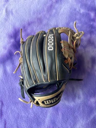 Gray Wilson A2000 RH Infield Baseball Glove 11.5" (Used)