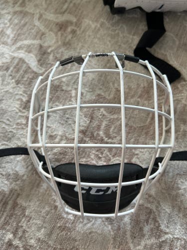 Medium CCM FM580 Full Cage (New)