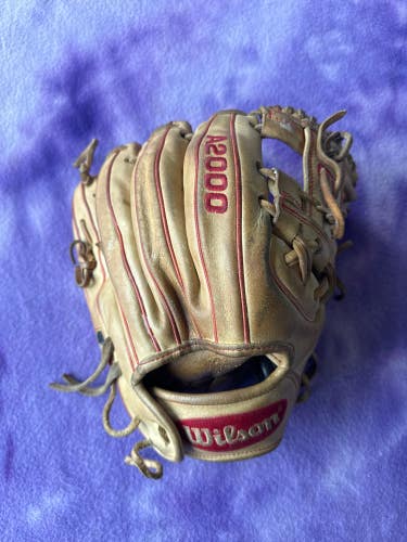 Brown Wilson A2000 RH Infield Baseball Glove 11.5" (Used)