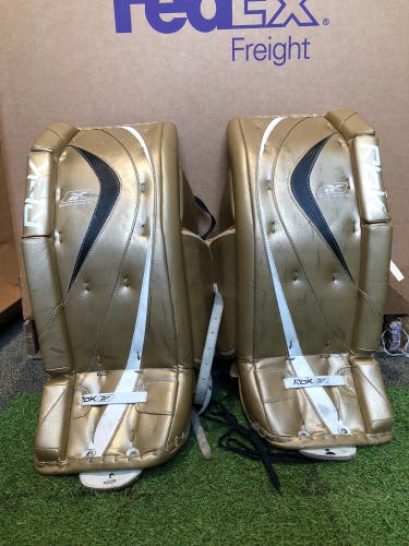 29" Intermediate Reebok Premier Series II Goalie Leg Pads (Used)