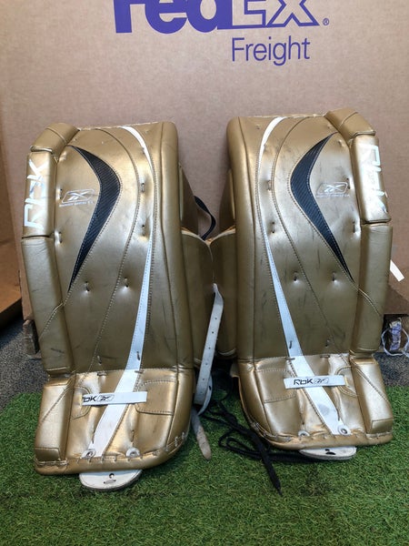 29" Intermediate Reebok Premier Series II Goalie Leg Pads (Used)