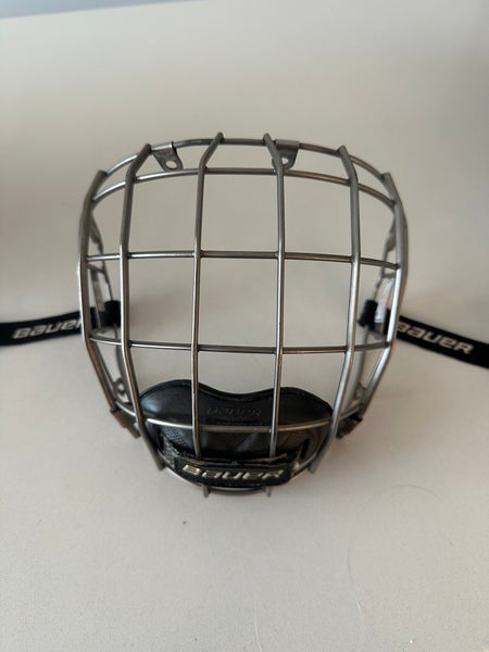 Small Bauer Re-Akt Cage Full Cage (Used)