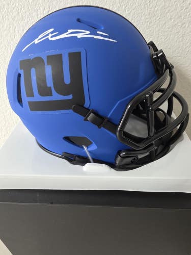 JAXSON DART New York Giants Autographed Riddell Rave Speed Mini Helmet