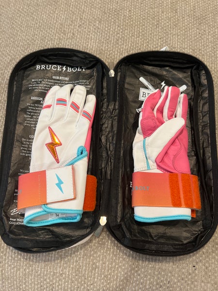 Bruce Bolt Batting Gloves