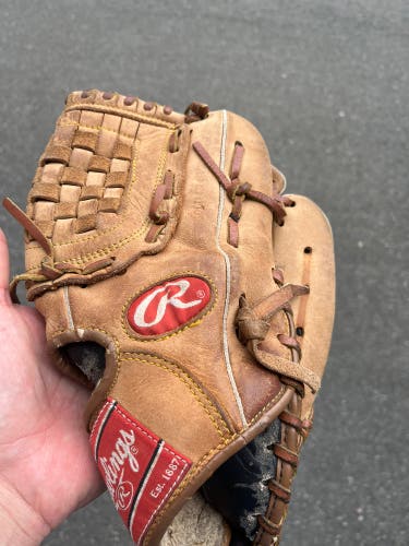 Rawlings Infield Baseball Glove 11" (Used)