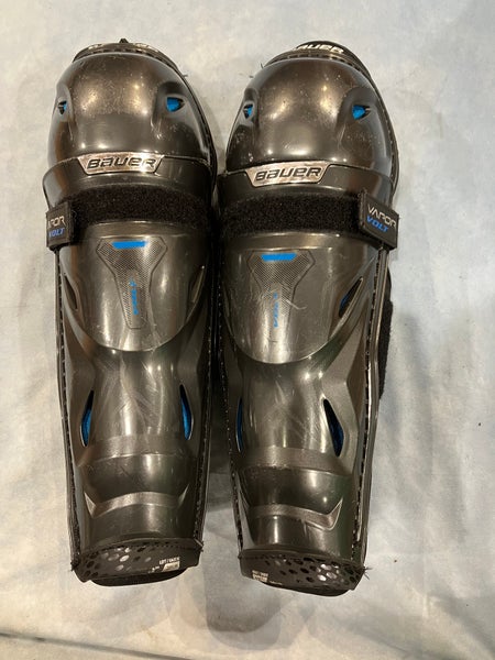 Junior Bauer Vapor Shin Pads 12" (Used)
