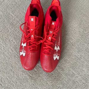 Men's Size M 14.0 (W 15.0) Under Armour Blur Low Top Molded Cleats (New)