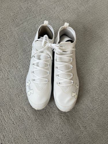 Men's Size M 14.0 (W 15.0) Under Armour Spotlight MC Mid Top Turf Cleats (New)