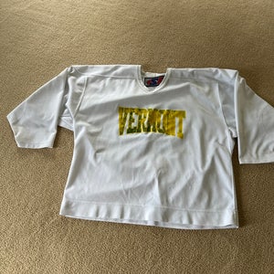 White Size 56 Men's CCM Jersey (Used)