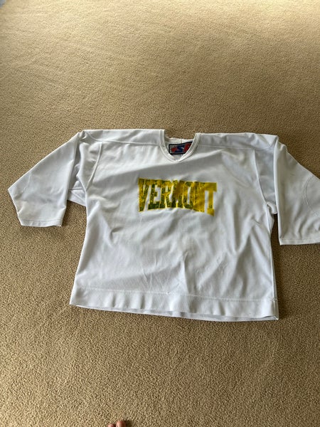 White Size 56 Men's CCM Jersey (Used)