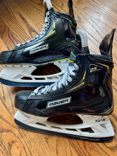 Bauer Supreme 2S Pro Hockey Skates Extra Wide Width 9.5 (Used)