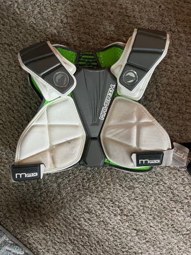 Large Adult Maverik Max Shoulder Pads (Used)