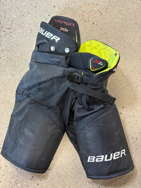 Black Junior Medium Bauer Vapor X2.9 Hockey Pants (Used)