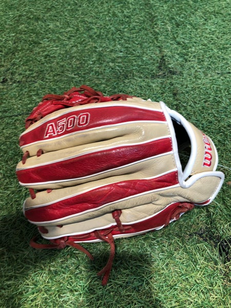Brown Wilson A500 RH Infield Baseball Glove 11" (Used)