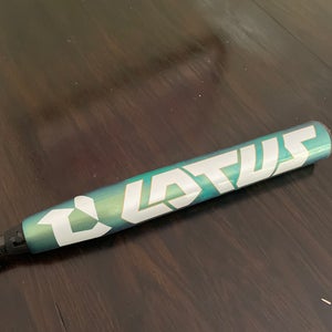 2026 DeMarini Lotus Composite Bat (-11) 20 oz 31" (Used)