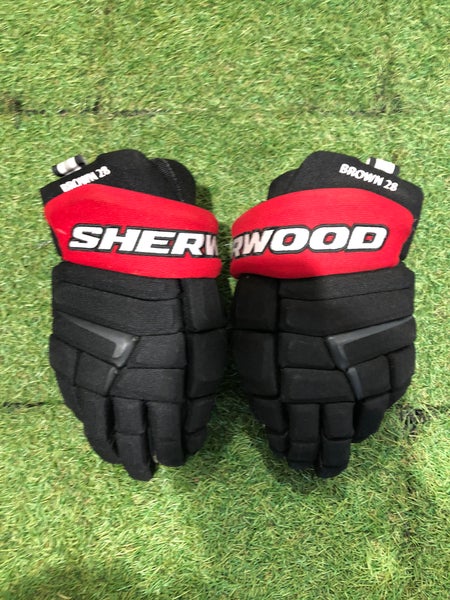 Black Senior Sher-Wood Code III Gloves 14" (Used)