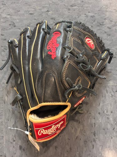 Black Rawlings Gold Glove Elite RH Pitcher's Baseball Glove 12" (Used)