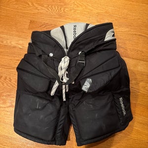 Junior Large Reebok 9K Hockey Goalie Pants (Used)