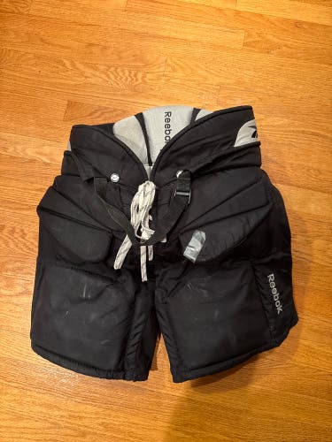 Junior Large Reebok 9K Hockey Goalie Pants (Used)