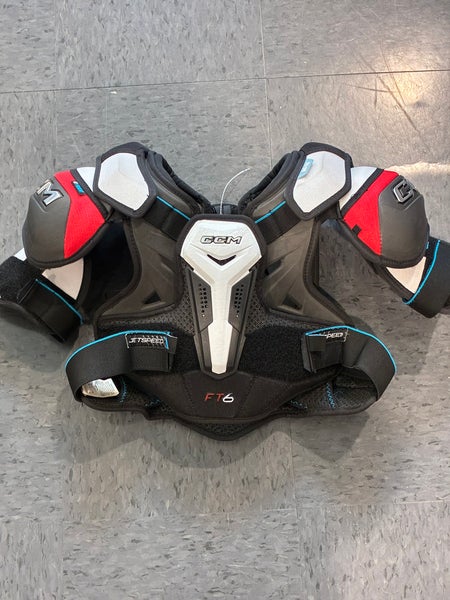 Small Senior CCM JETSPEED FT6 Shoulder Pads (Used)