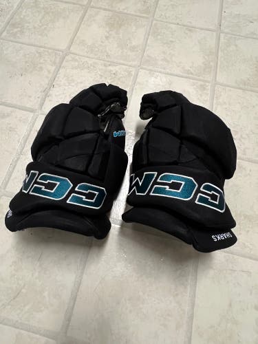 SAN JOSE SHARKS CCM HGPJSPP Gloves Senior 14" (Used)