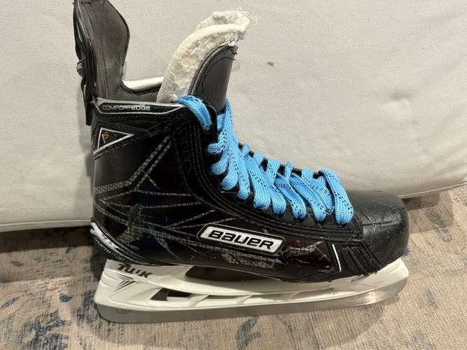 Bauer Supreme 1S Hockey Skates Wide Width Pro Stock 8 (Used)
