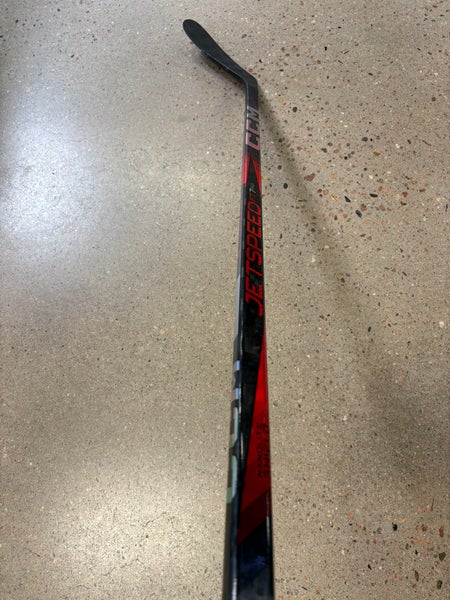 Junior CCM Jetspeed FT7 Pro Hockey Stick Left Hand | Flex 40 P28 (Used)