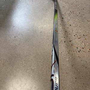 Intermediate Bauer Vapor Hyperlite 2 Hockey Stick Left Hand | P92 55 Flex (Used)