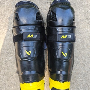 Junior Bauer Supreme M3 11" Shin Pads (Used)