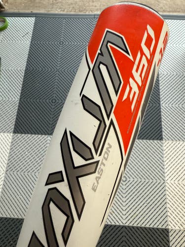 Easton Maxum 360 Composite USSSA Certified Bat (-12)  15 oz 27" (Used)