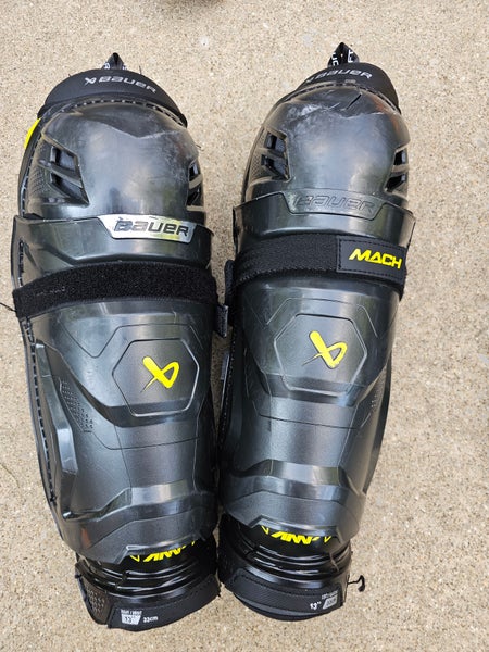 Intermediate Bauer Supreme Mach 13" Shin Pads (Used)