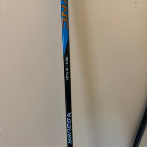 Intermediate Bauer Nexus Sync Right Handed Hockey Stick P28 (New)