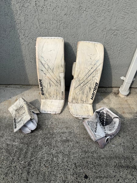 Bauer Goalie Full Set Hyperlite Pads Mach Glove Blocker (Used)