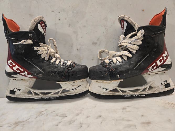 CCM JetSpeed FT485 Hockey Skates Regular Width 7 (Used)