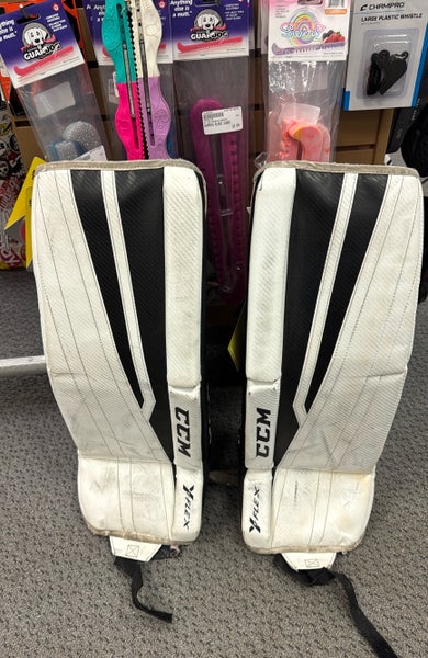 26" CCM YT FLEX (Used) White Youth Goalie goal ice hockey Leg Pads YTFLEX
