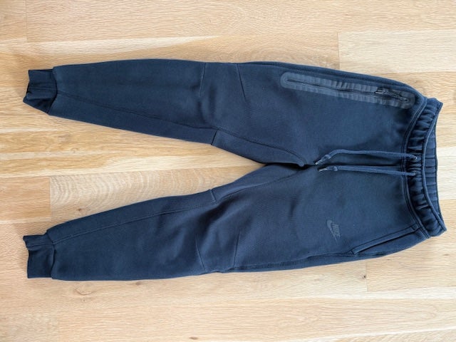 Black XS Men's Nike Pants (Used)