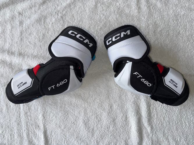 Senior Extra Large CCM Jetspeed FT680 Elbow Pads  (Used)