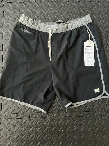 Vuori Black Large Men's Shorts (New) - The Banks Short