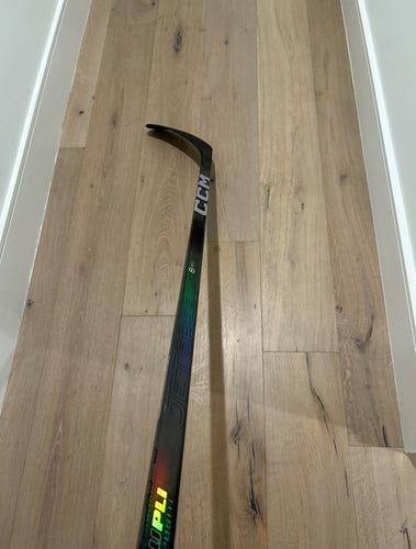 2 Senior CCM JetSpeed FT8 Pro's, Right, P90TM, Flex 70, Black (New)