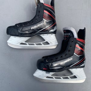 Youth Bauer Lil Rookie Adjustable Hockey Skates Regular Width Size 1-5 (Used)