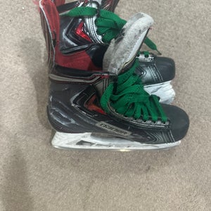 2019 Bauer Vapor X Hockey Skates Regular Width Size 5.5 (Used)