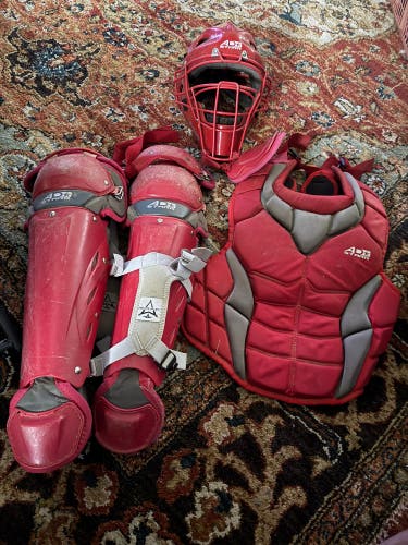 ADStarr Catcher's Set (Used)