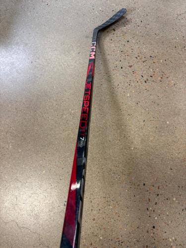 Intermediate CCM Jetspeed FT7 Pro Hockey Stick Right Handed | P29 65 Flex (Used)
