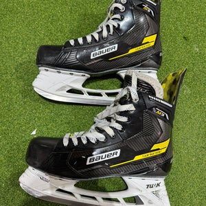 Bauer Supreme M3 Hockey Skates Regular Width 10 (Used)