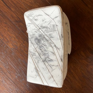 CCM EFlex 6 Goalie Blocker Regular