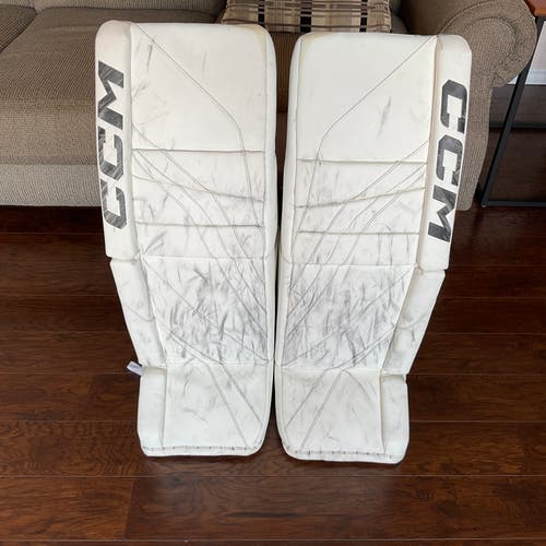 CCM Extreme Flex 6 Goalie Pads - 34+1