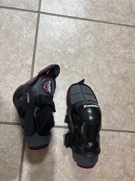Youth Franklin street Elbow Pads (Used)